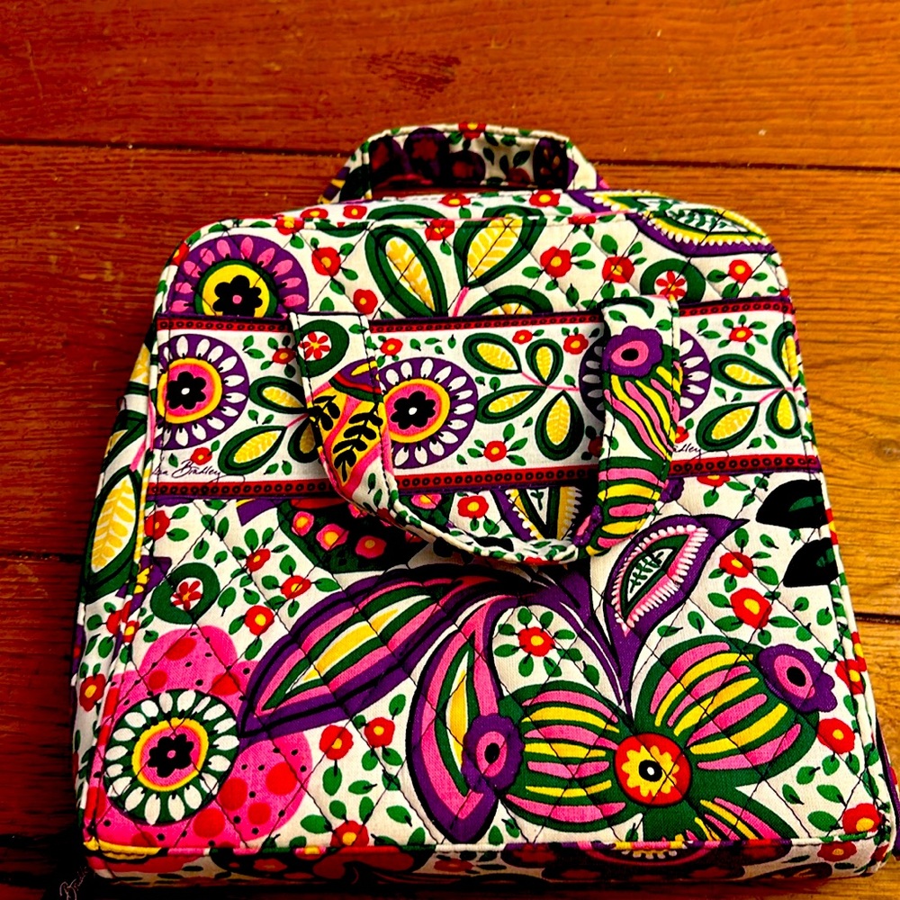 Vera Bradley Organizer with Mesh Internal Pockets